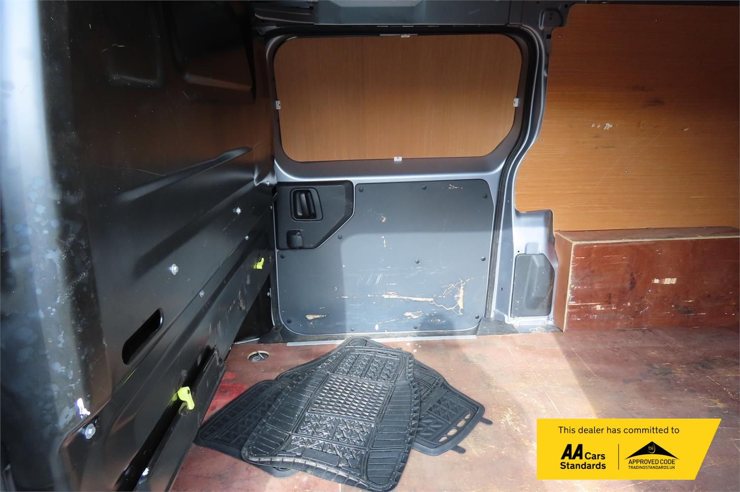 Used Vauxhall Vivaro 2020 for sale - 77851810: Photo 11