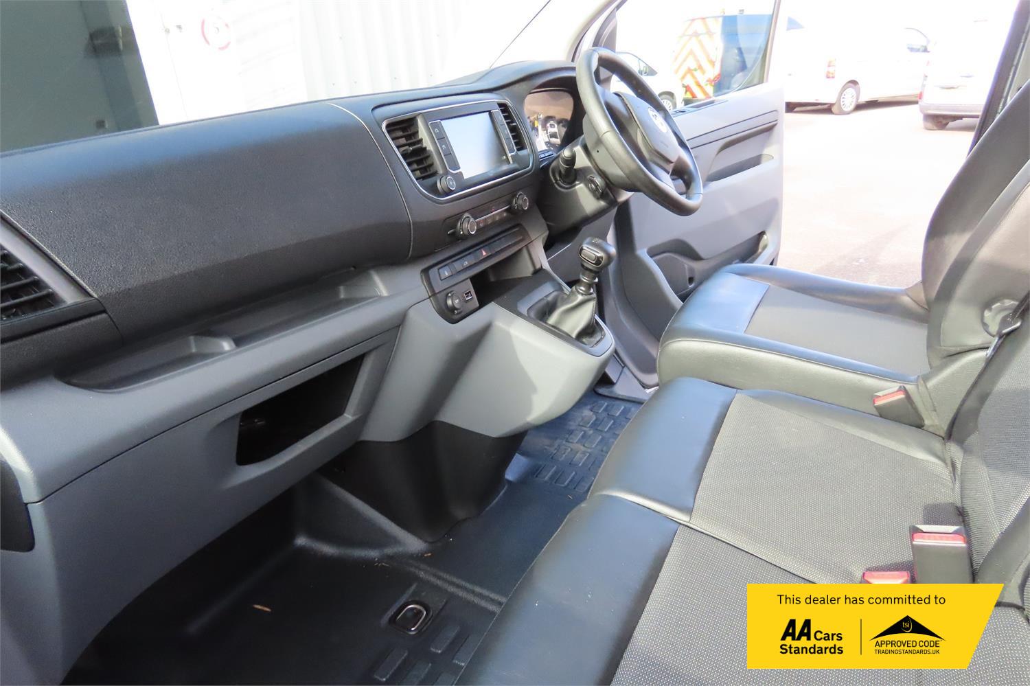 Used Vauxhall Vivaro 2020 for sale - 77851810: Photo 6