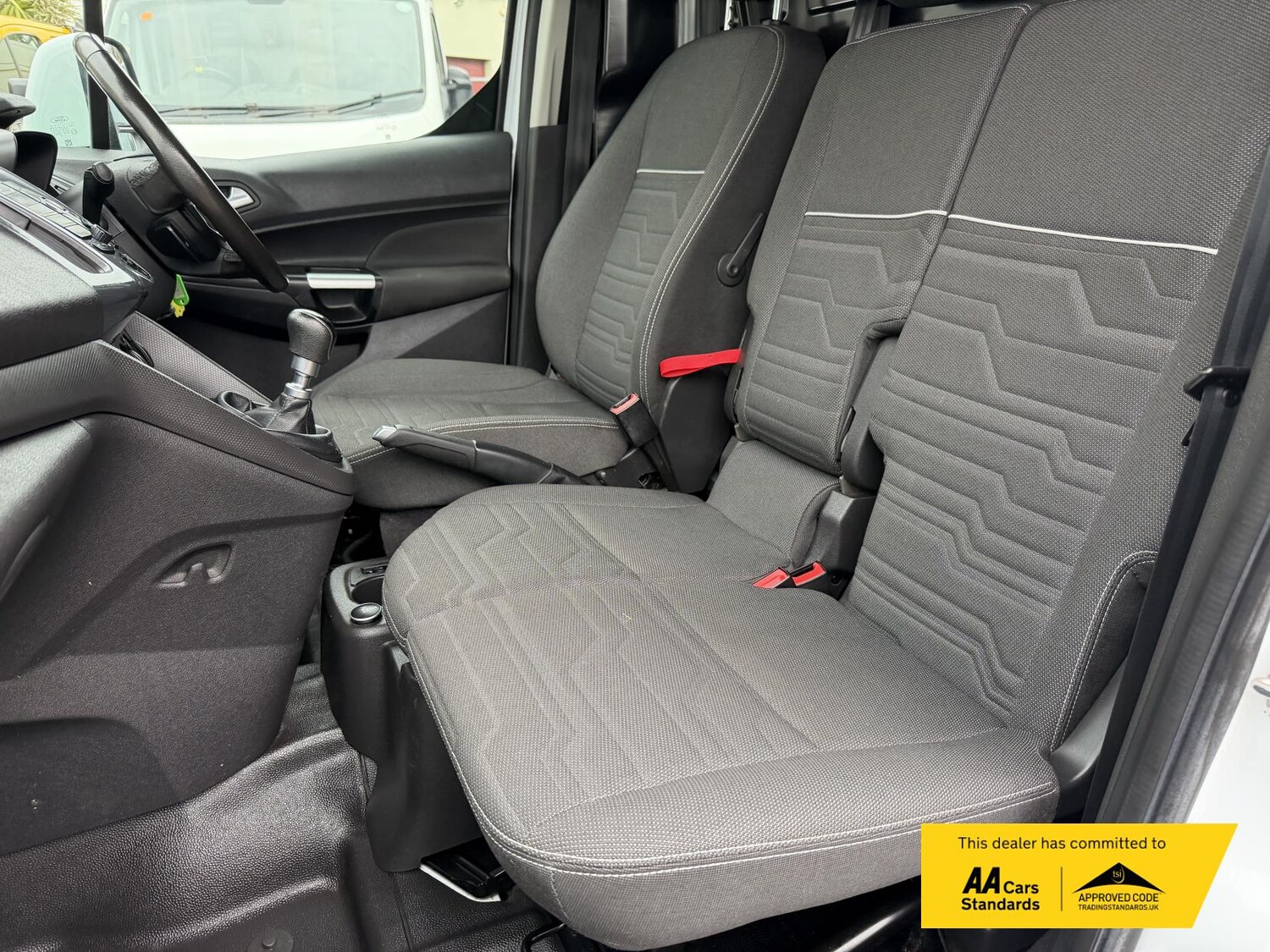 Used Ford Transit Connect 2018 for sale - 76006044: Photo 21