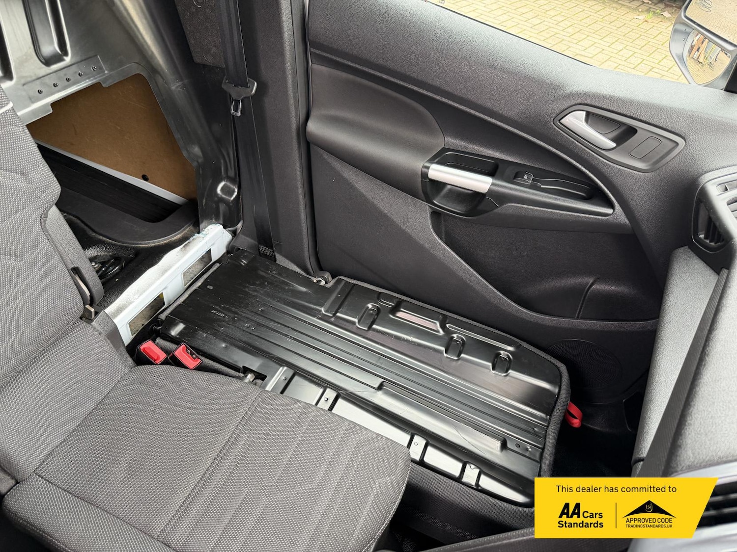 Used Ford Transit Connect 2018 for sale - 76006044: Photo 26