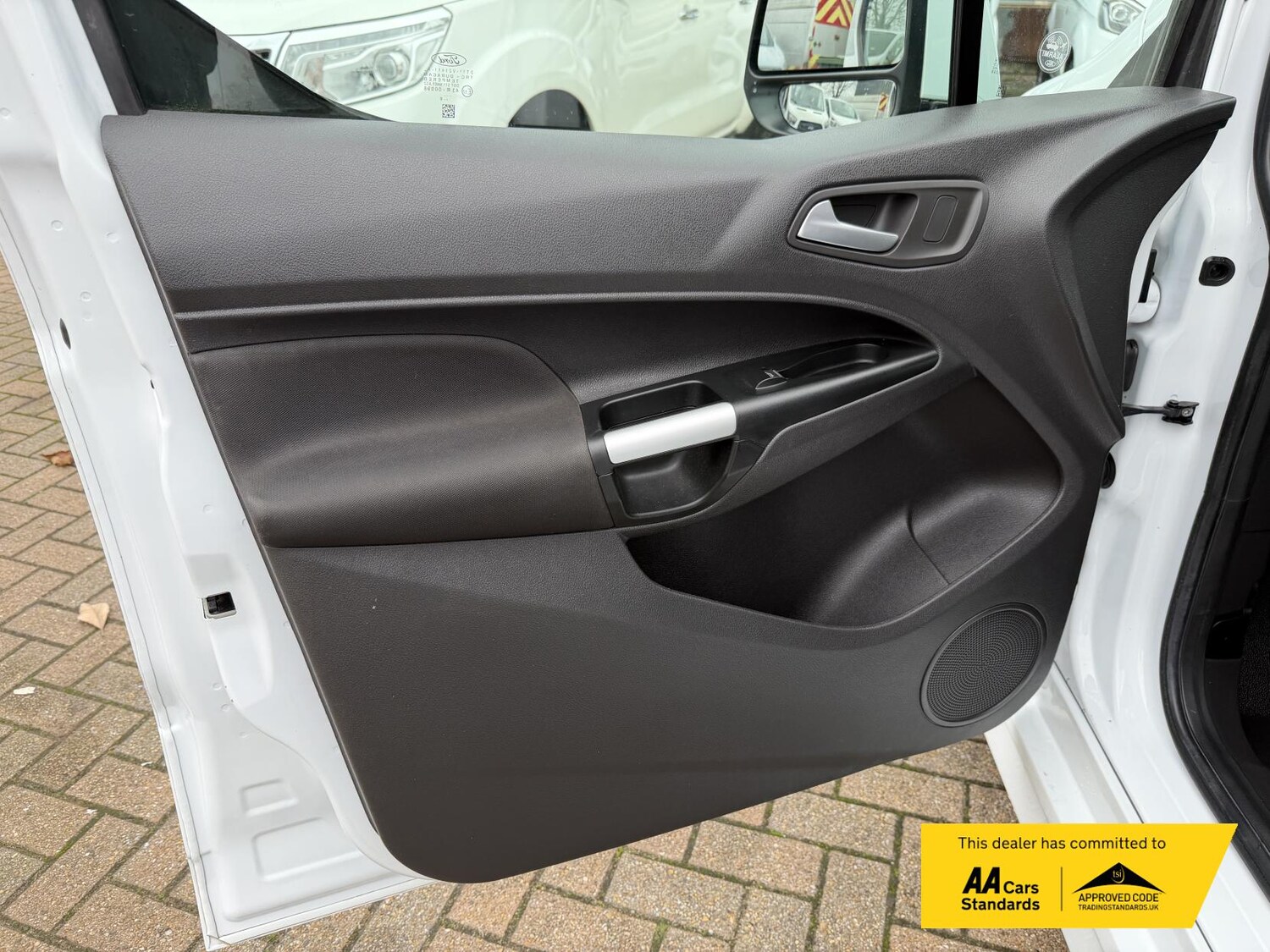 Used Ford Transit Connect 2018 for sale - 76006044: Photo 41