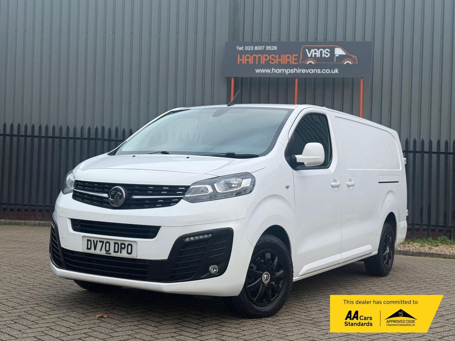 Used Vauxhall Vivaro 2020 for sale - 76631075: Photo 2