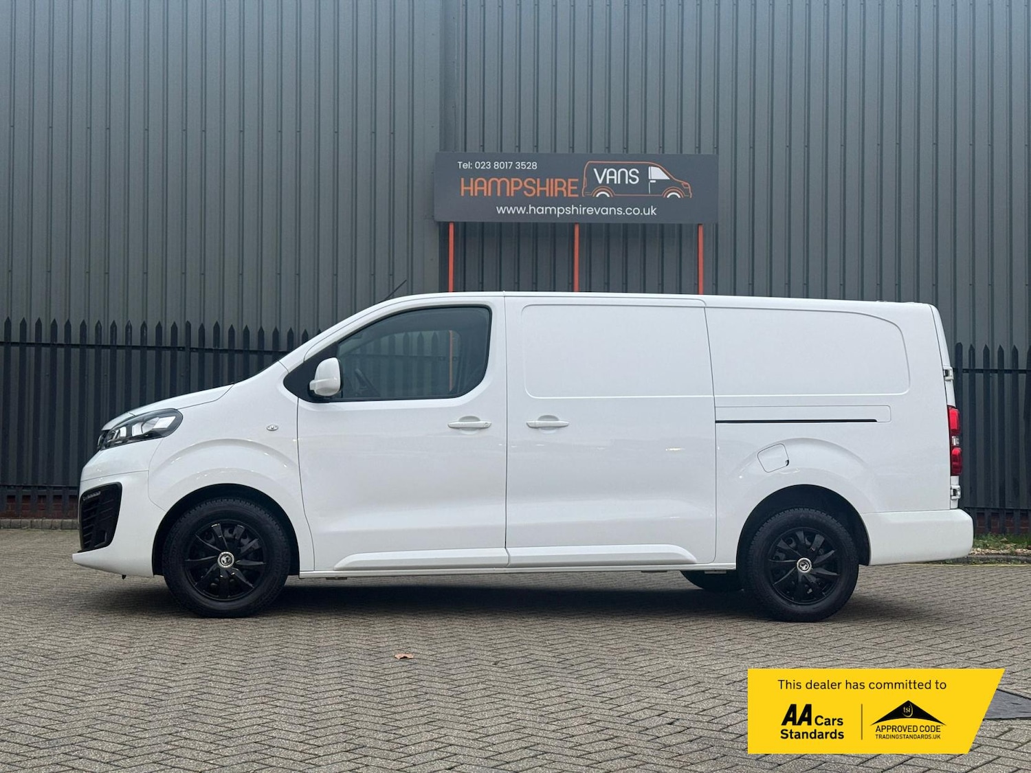 Used Vauxhall Vivaro 2020 for sale - 76631075: Photo 5