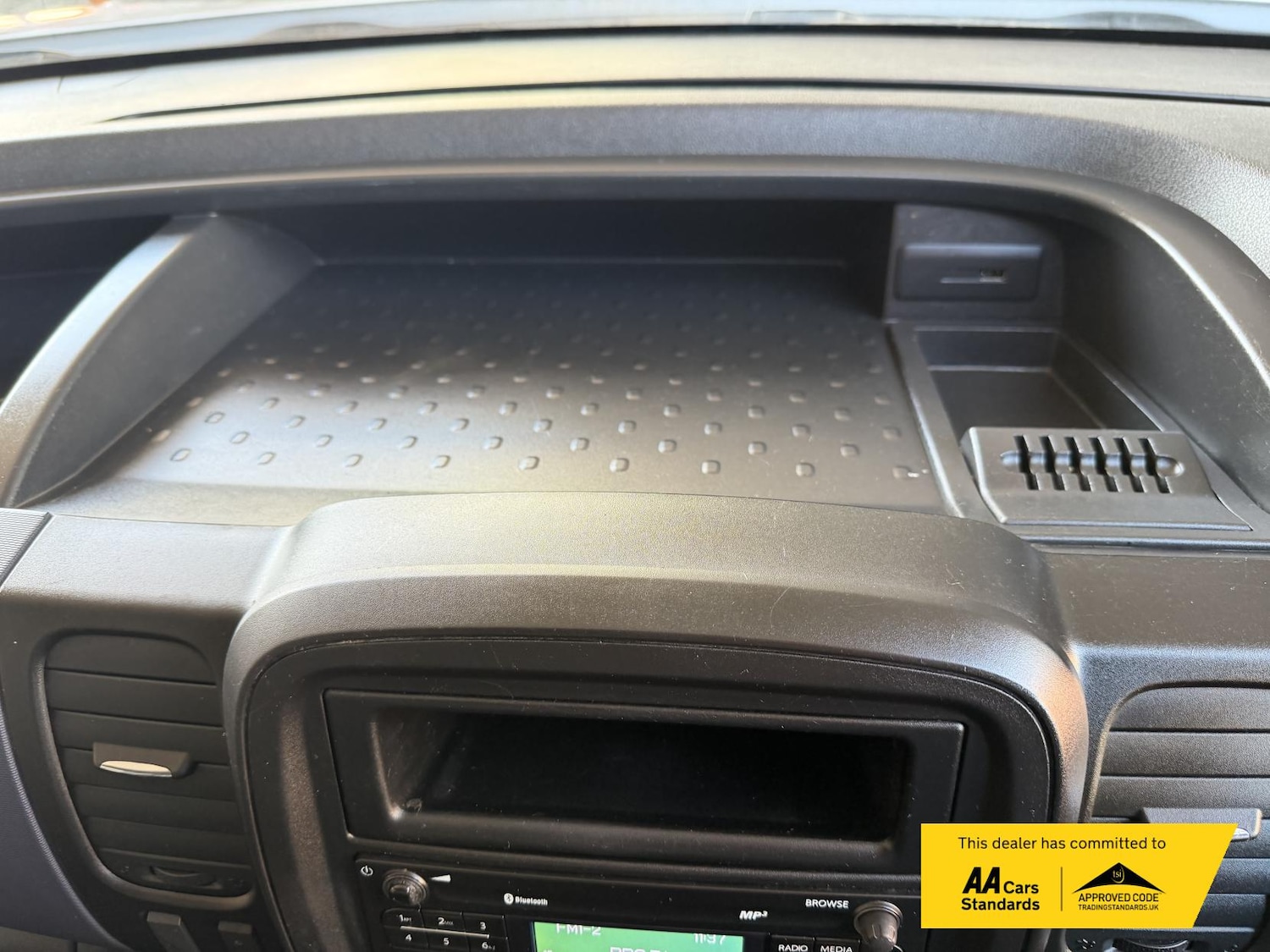 Used Vauxhall Vivaro 2017 for sale - 77640931: Photo 29