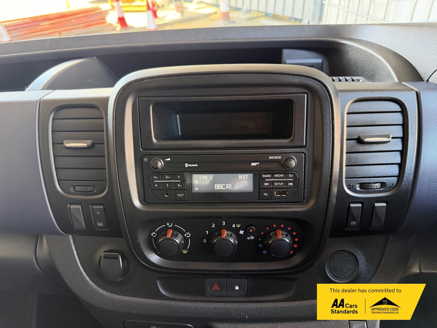 Used Vauxhall Vivaro 2017 for sale - 77640931: Photo 31