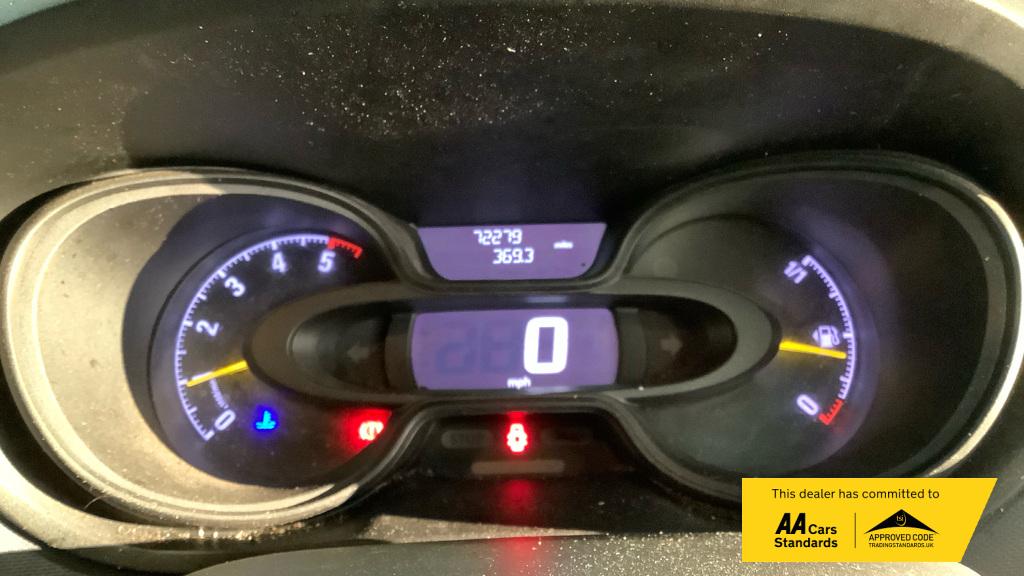 Used Vauxhall Vivaro 2017 for sale - 77640931: Photo 8