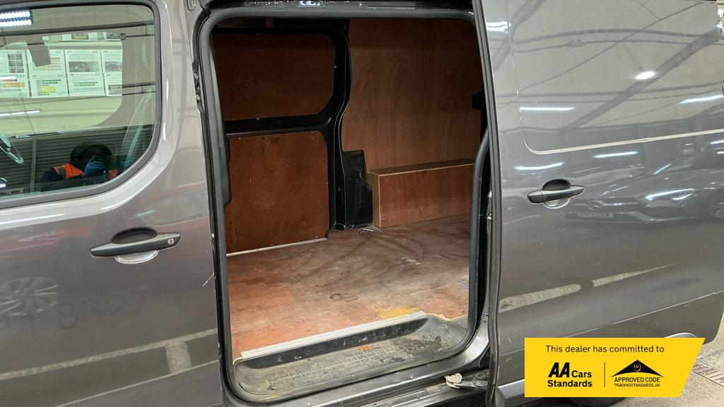 Used Peugeot Expert 2019 for sale - 76340775: Photo 10