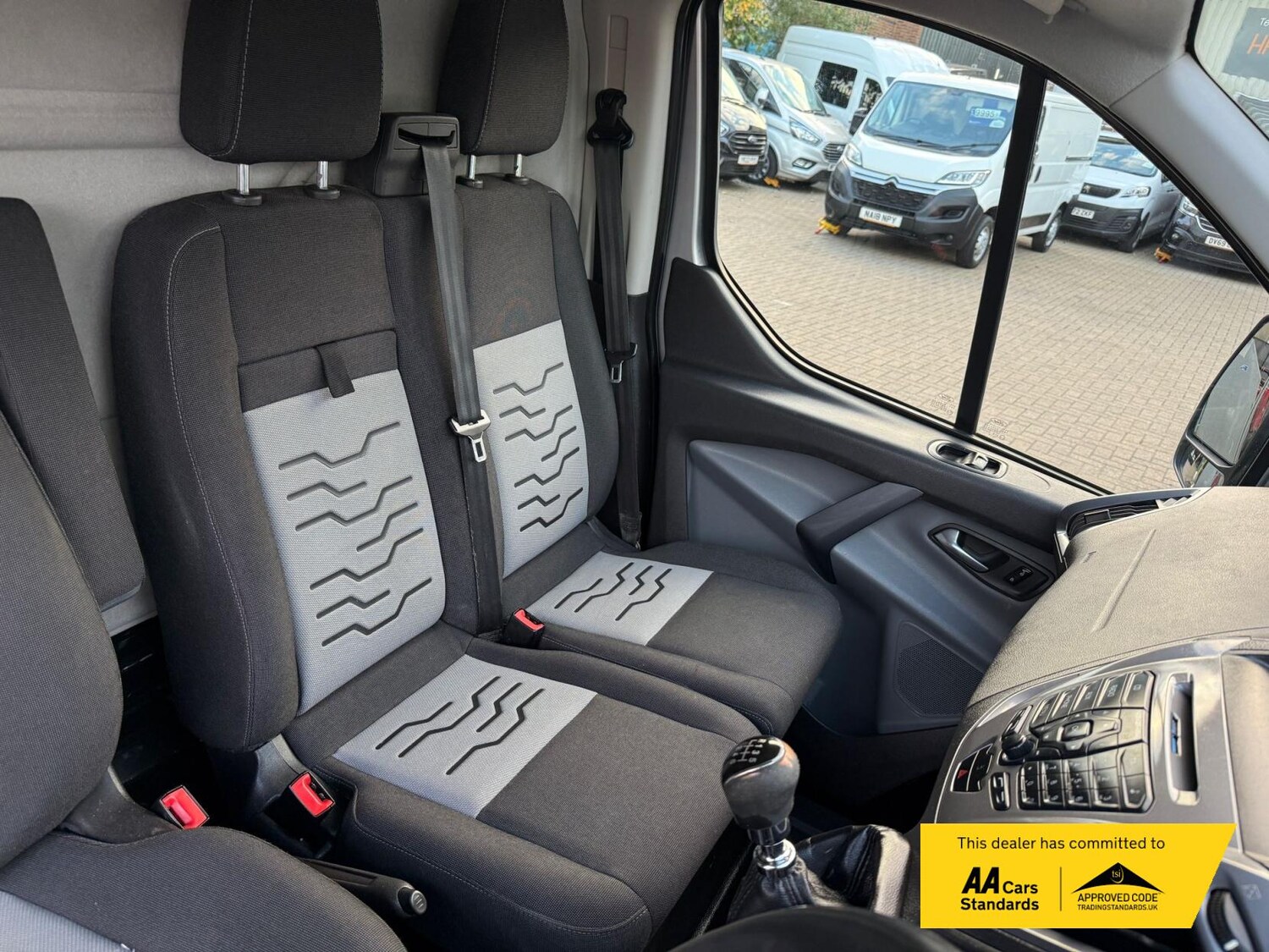 Used Ford Transit Custom 2015 for sale - 75985534: Photo 10
