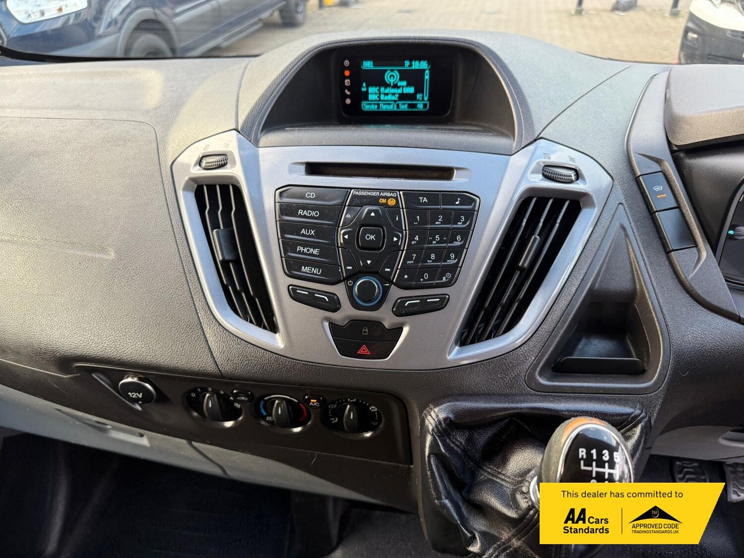 Used Ford Transit Custom 2015 for sale - 75985534: Photo 16