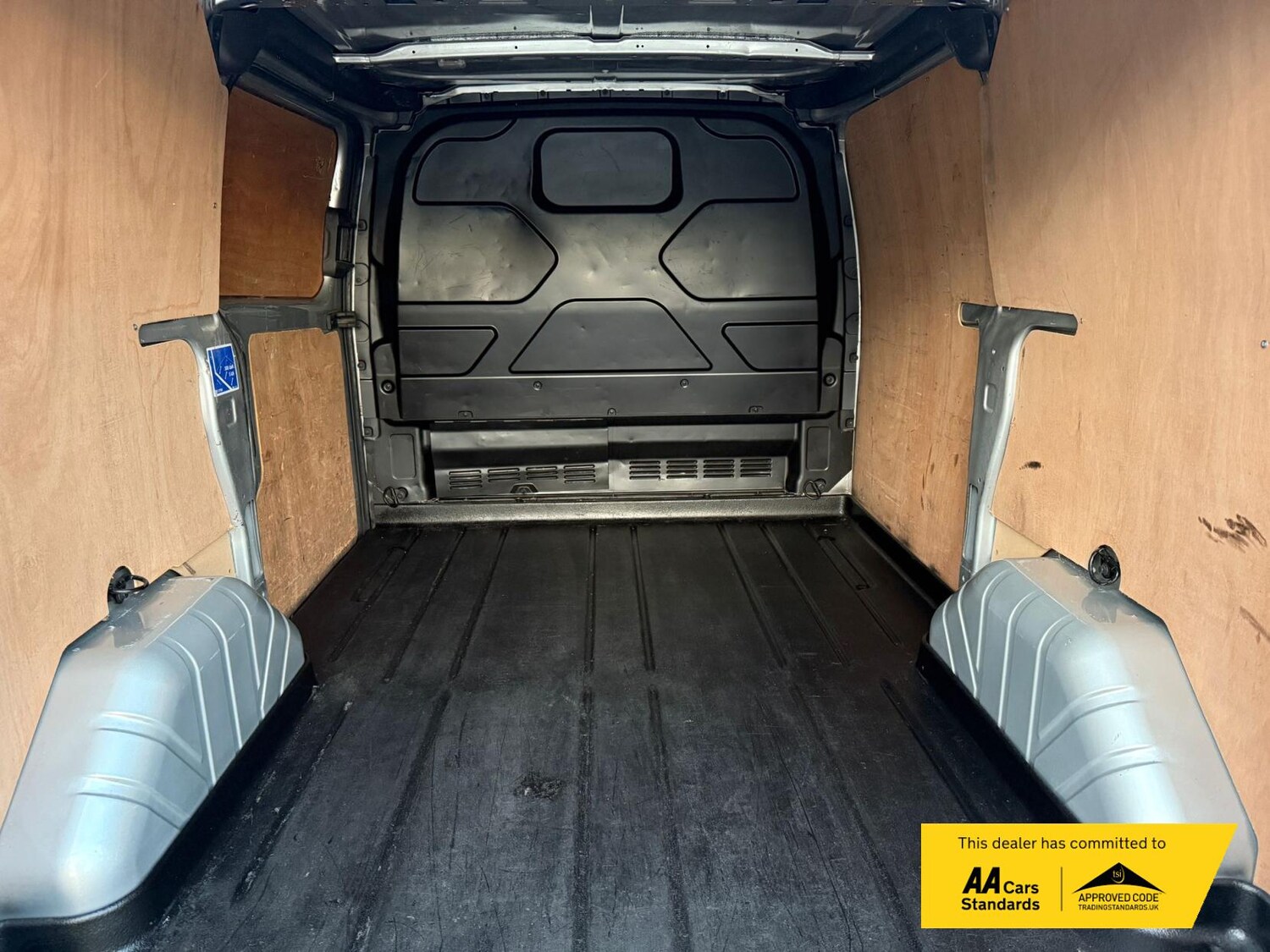 Used Ford Transit Custom 2015 for sale - 75985534: Photo 23