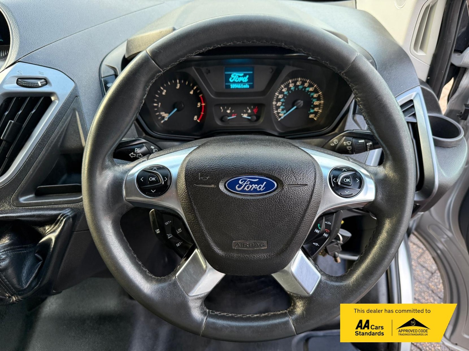 Used Ford Transit Custom 2015 for sale - 75985534: Photo 37