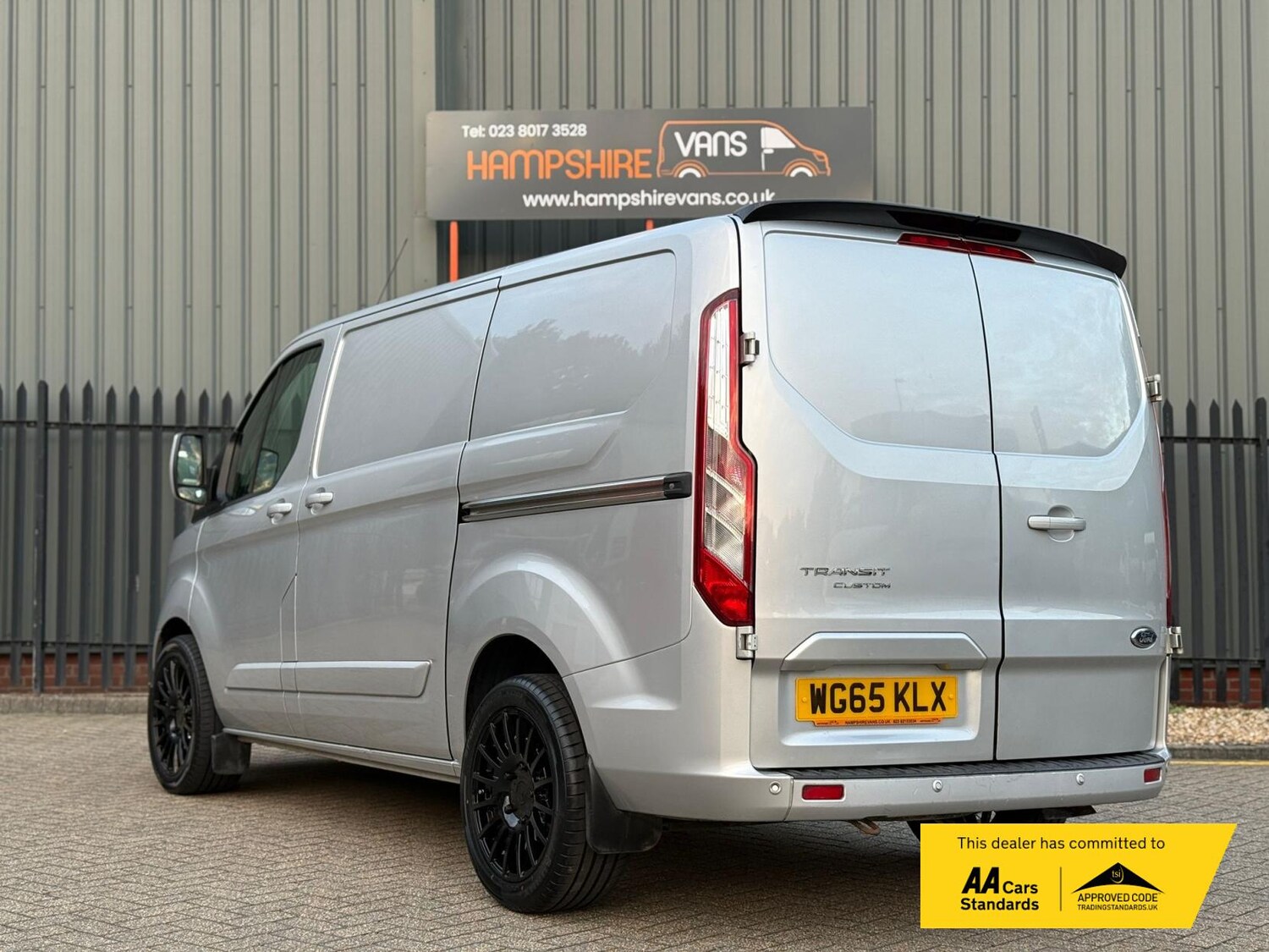 Used Ford Transit Custom 2015 for sale - 75985534: Photo 4