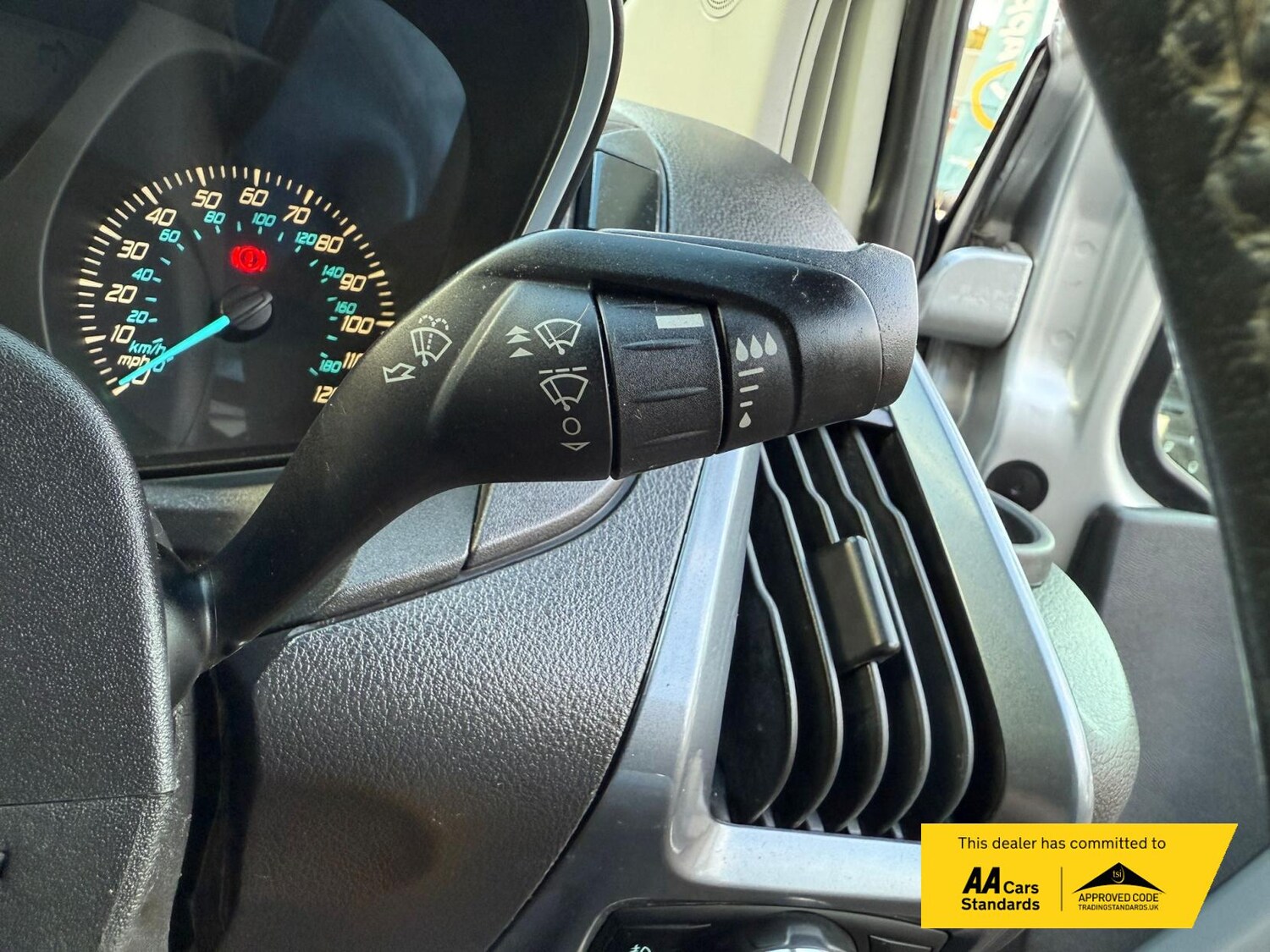 Used Ford Transit Custom 2015 for sale - 75985534: Photo 41