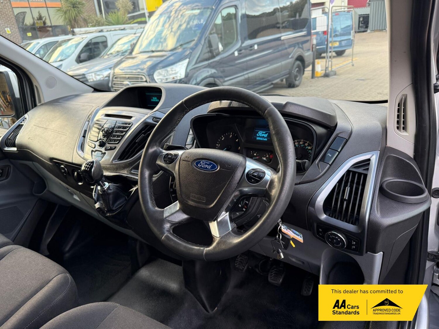 Used Ford Transit Custom 2015 for sale - 75985534: Photo 42
