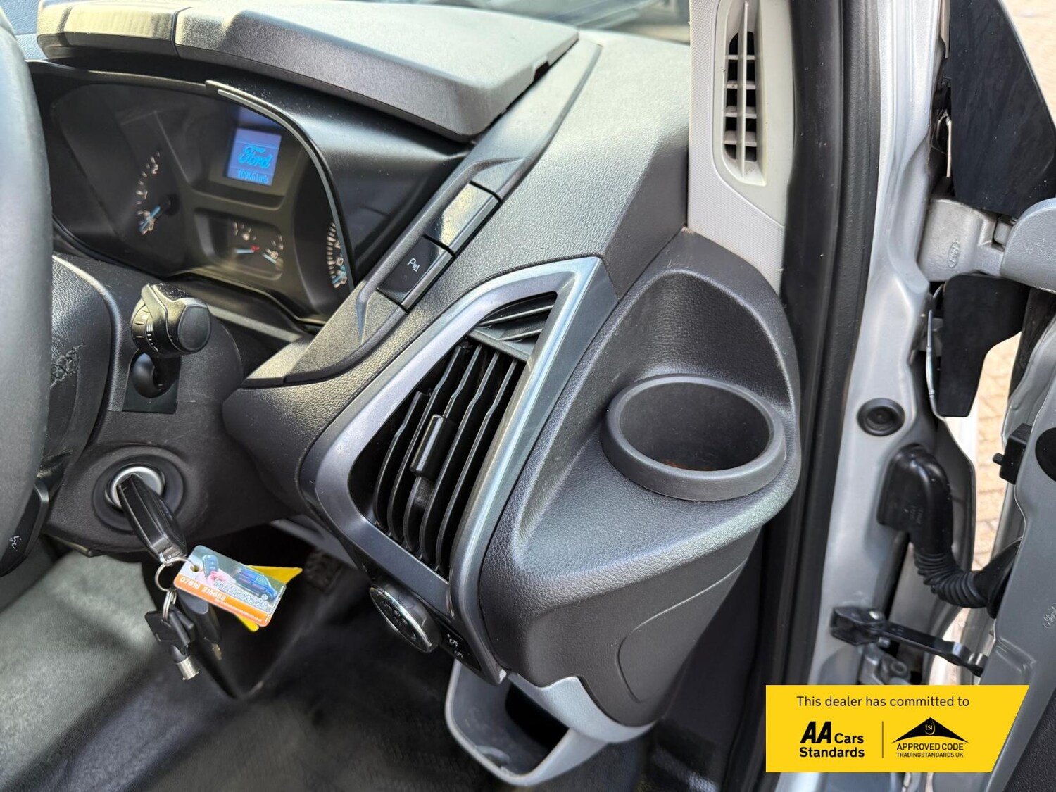 Used Ford Transit Custom 2015 for sale - 75985534: Photo 48