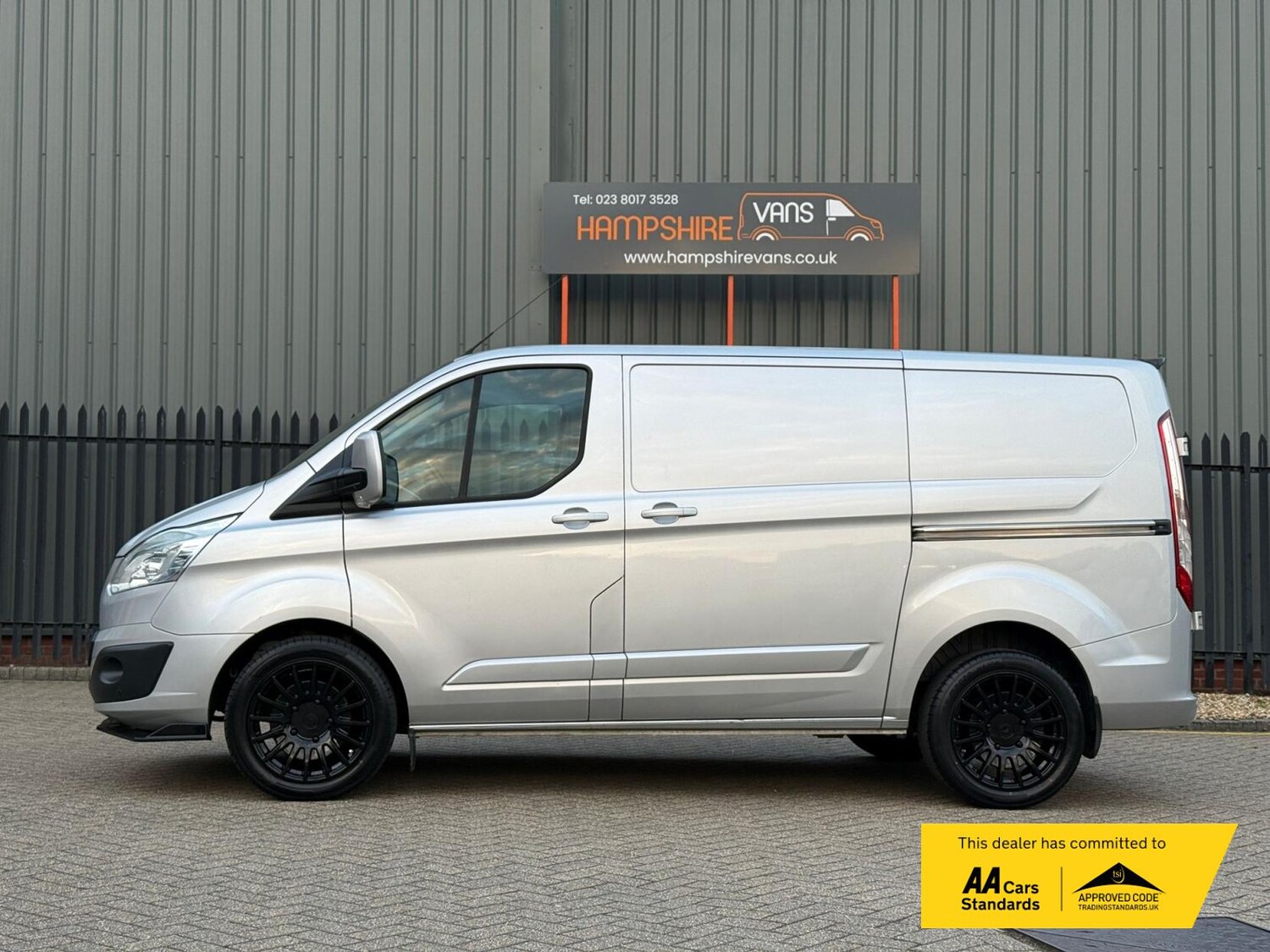 Used Ford Transit Custom 2015 for sale - 75985534: Photo 6