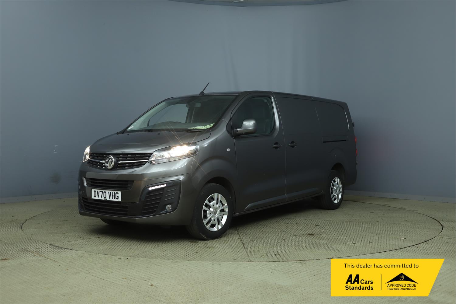 Used Vauxhall Vivaro 2020 for sale - 76684830: Photo 1