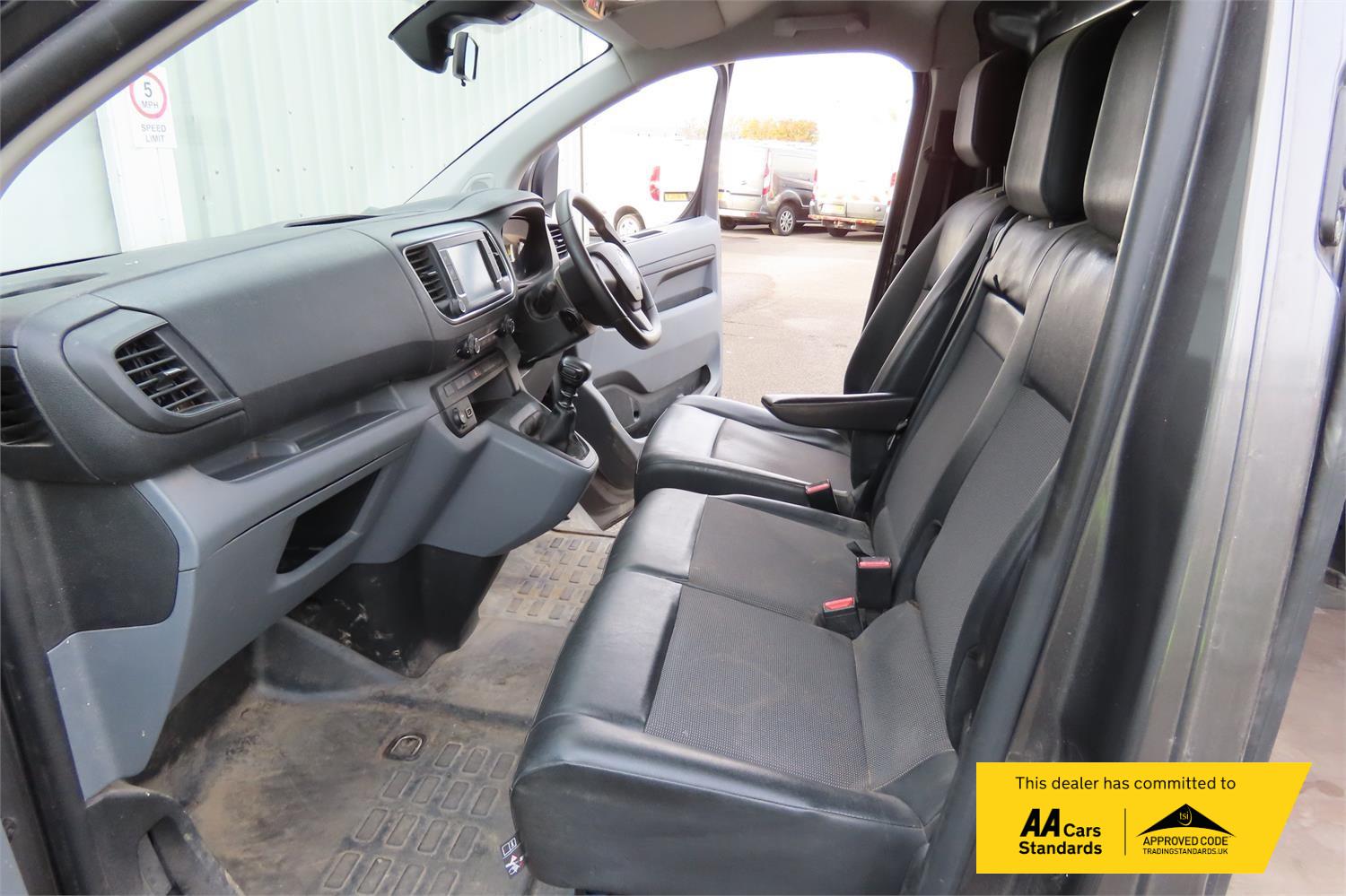 Used Vauxhall Vivaro 2020 for sale - 76684830: Photo 7