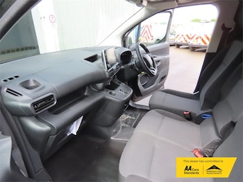 Used Citroen Berlingo 2023 for sale - 78842168: Photo