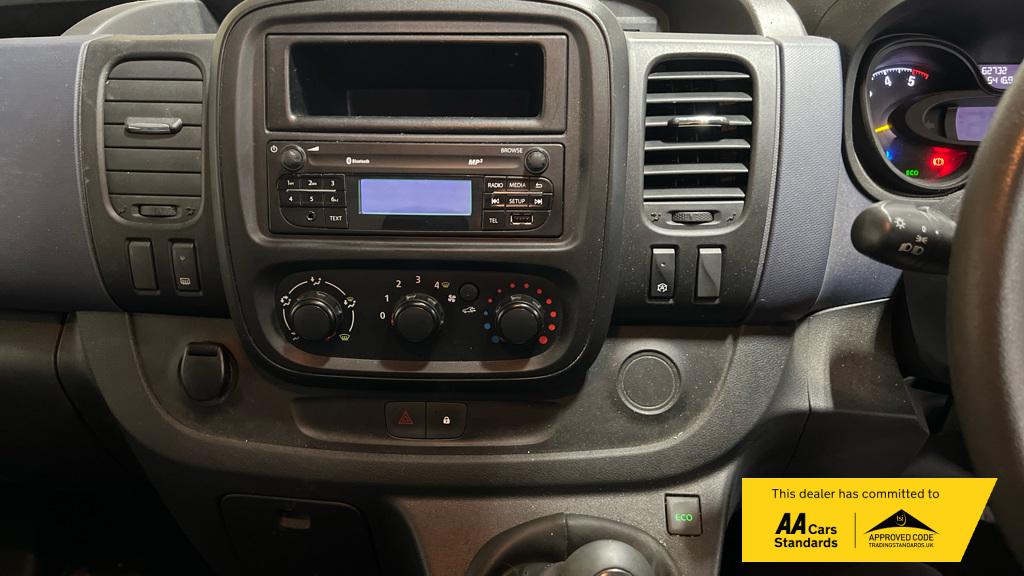 Used Vauxhall Vivaro 2016 for sale - 76412316: Photo 10