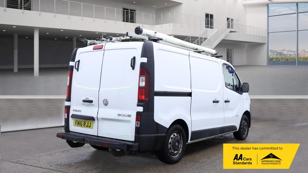 Used Vauxhall Vivaro 2016 for sale - 76412316: Photo 4