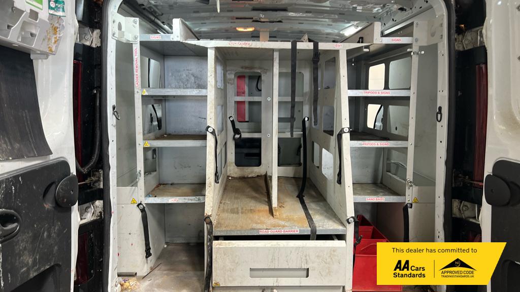 Used Vauxhall Vivaro 2016 for sale - 76412316: Photo 7