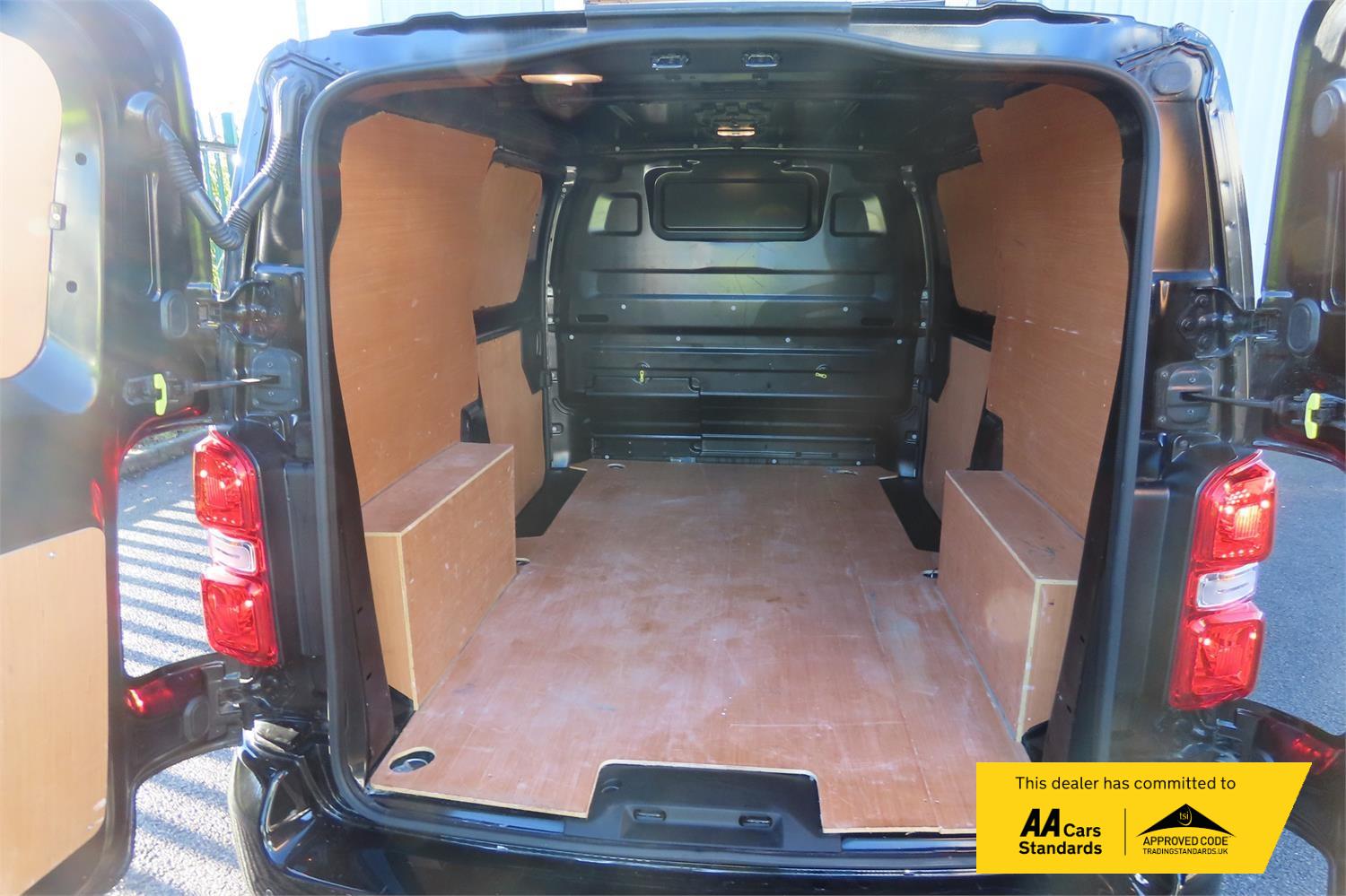 Used Vauxhall Vivaro 2023 for sale - 77141002: Photo 11