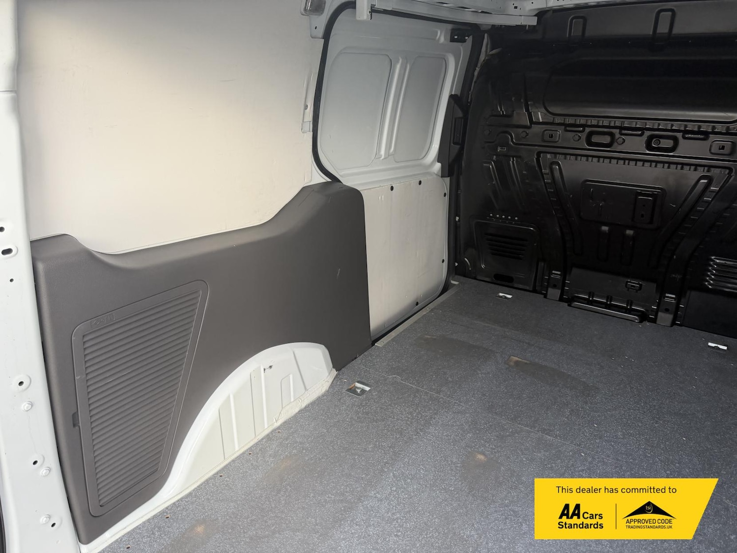 Used Ford Transit Connect 2019 for sale - 76684835: Photo 20