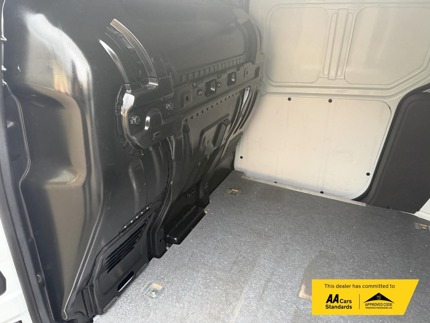 Used Ford Transit Connect 2019 for sale - 76684835: Photo 23