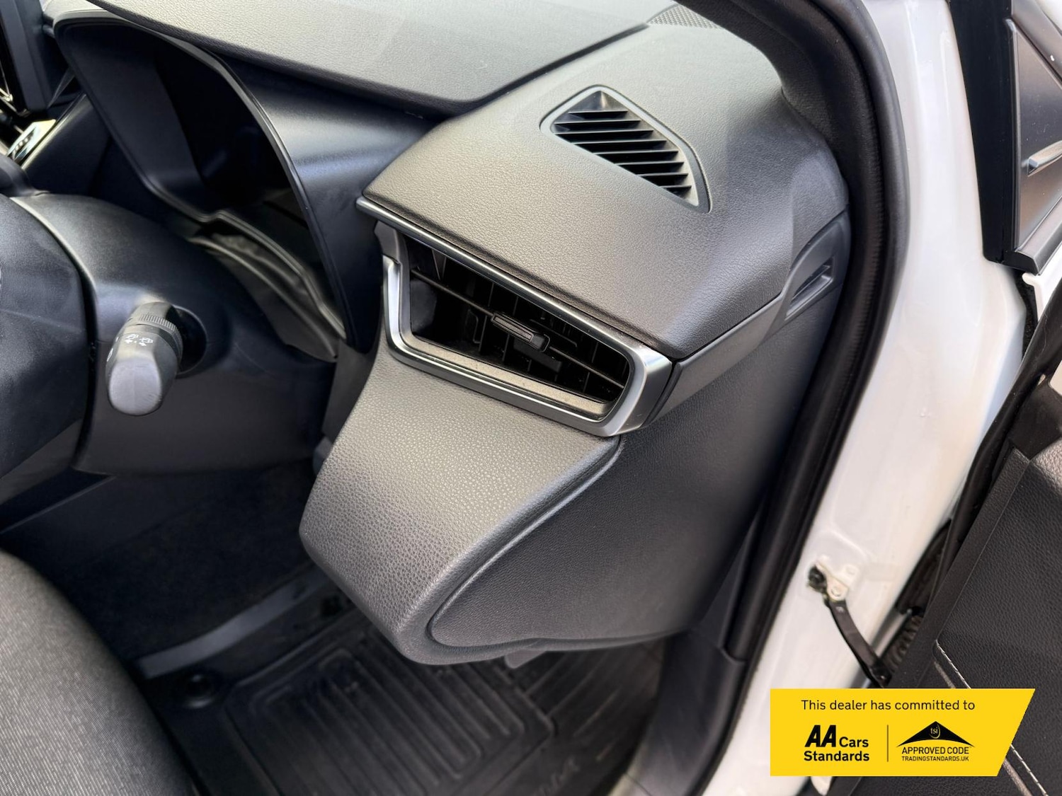 Used Toyota Corolla 2024 for sale - 77237256: Photo 60