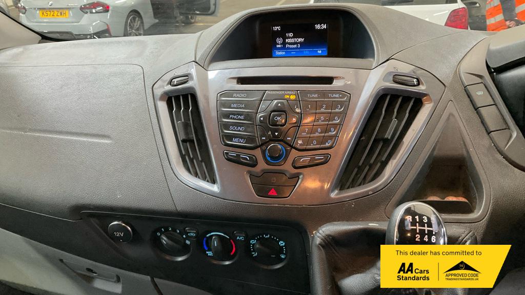 Used Ford Transit Custom 2017 for sale - 77934611: Photo 8