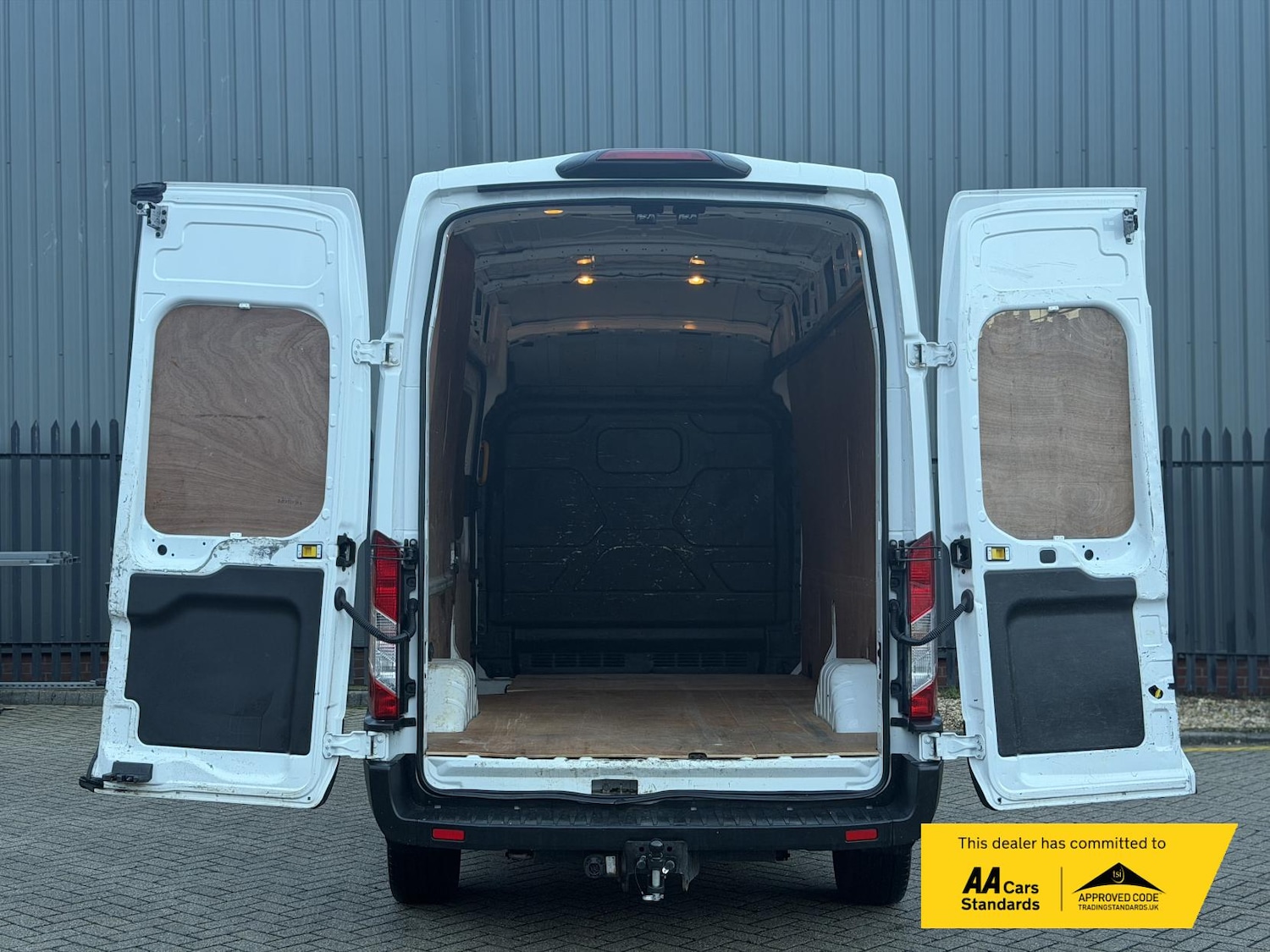 Used Ford Transit 2020 for sale - 77353960: Photo 11