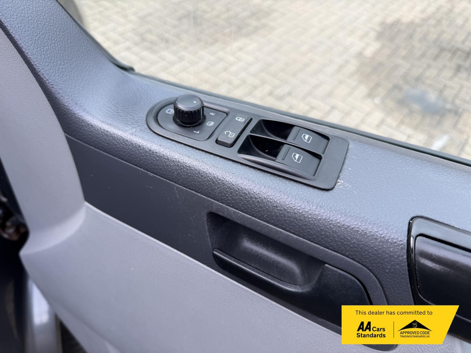 Used Volkswagen Transporter 2010 for sale - 77220474: Photo 36