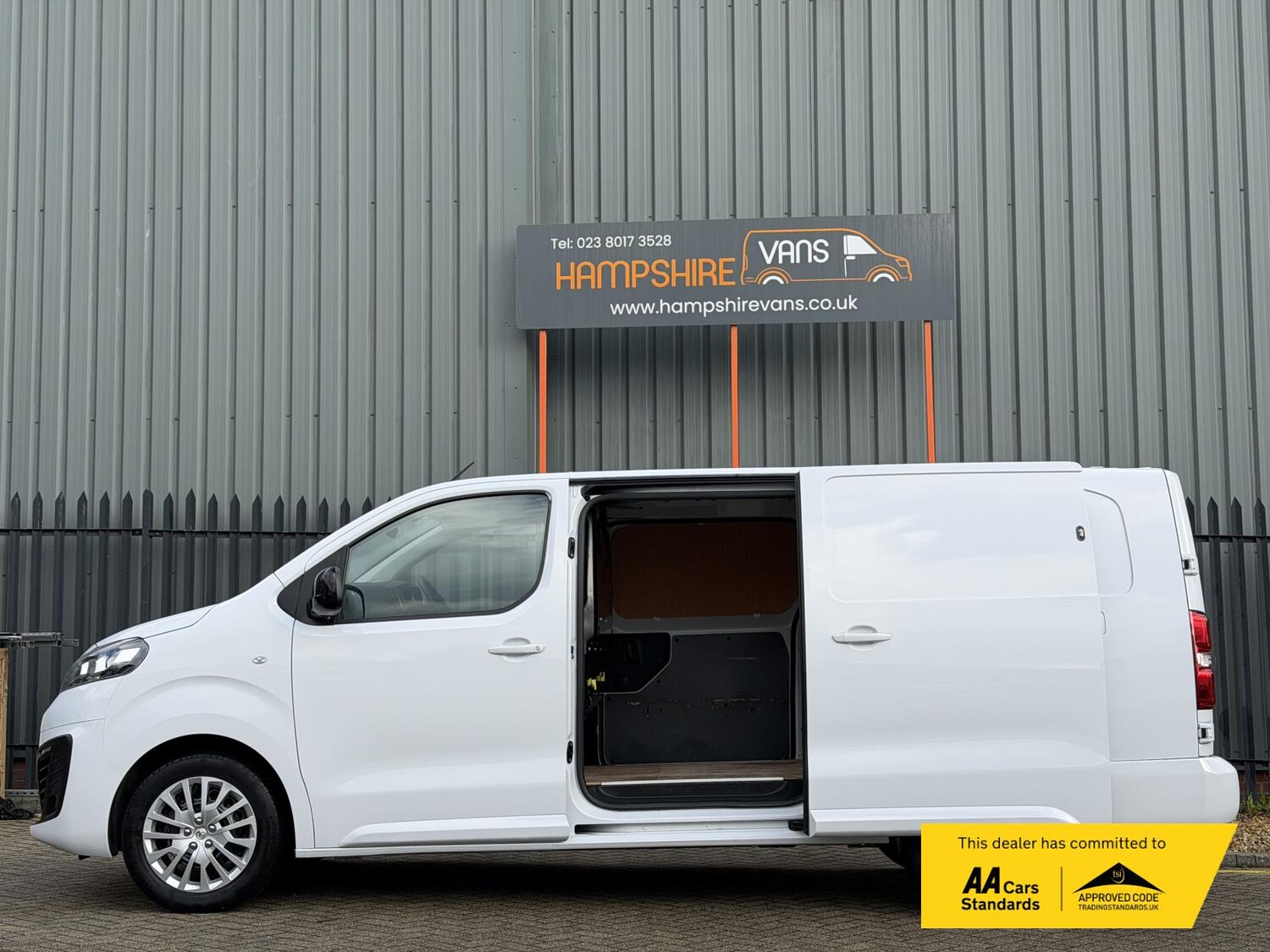 Used Vauxhall Vivaro 2023 for sale - 77371066: Photo 8