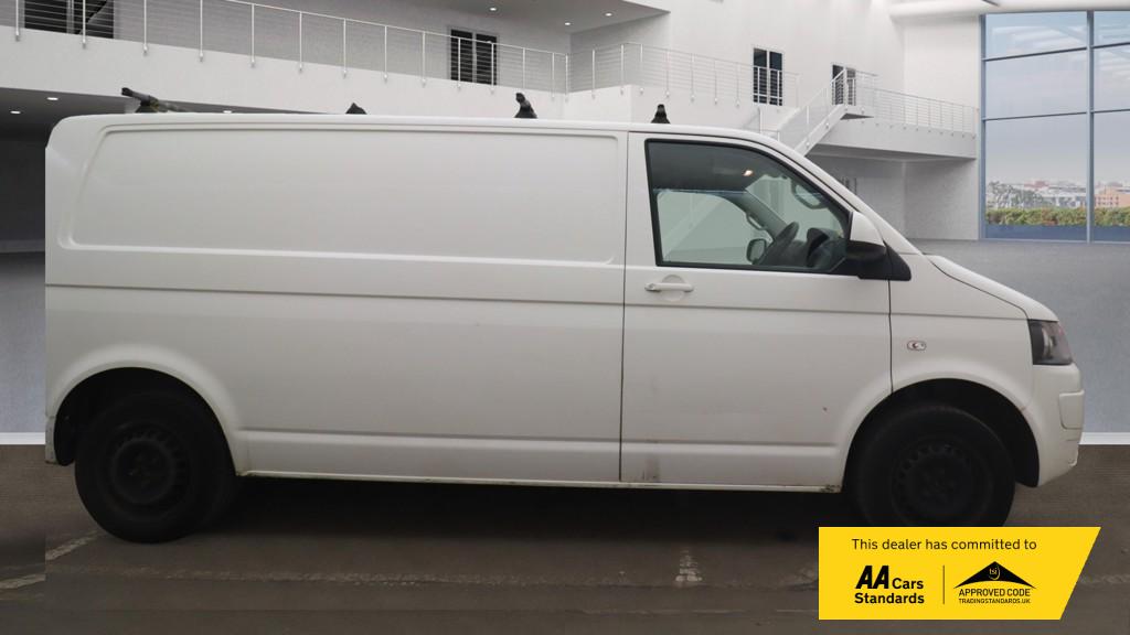 Used Volkswagen Transporter 2013 for sale - 76379621: Photo 3