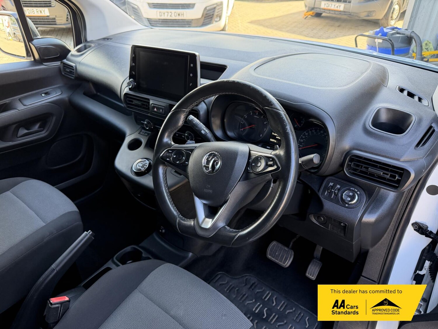 Used Vauxhall Combo 2019 for sale - 76038263: Photo 42
