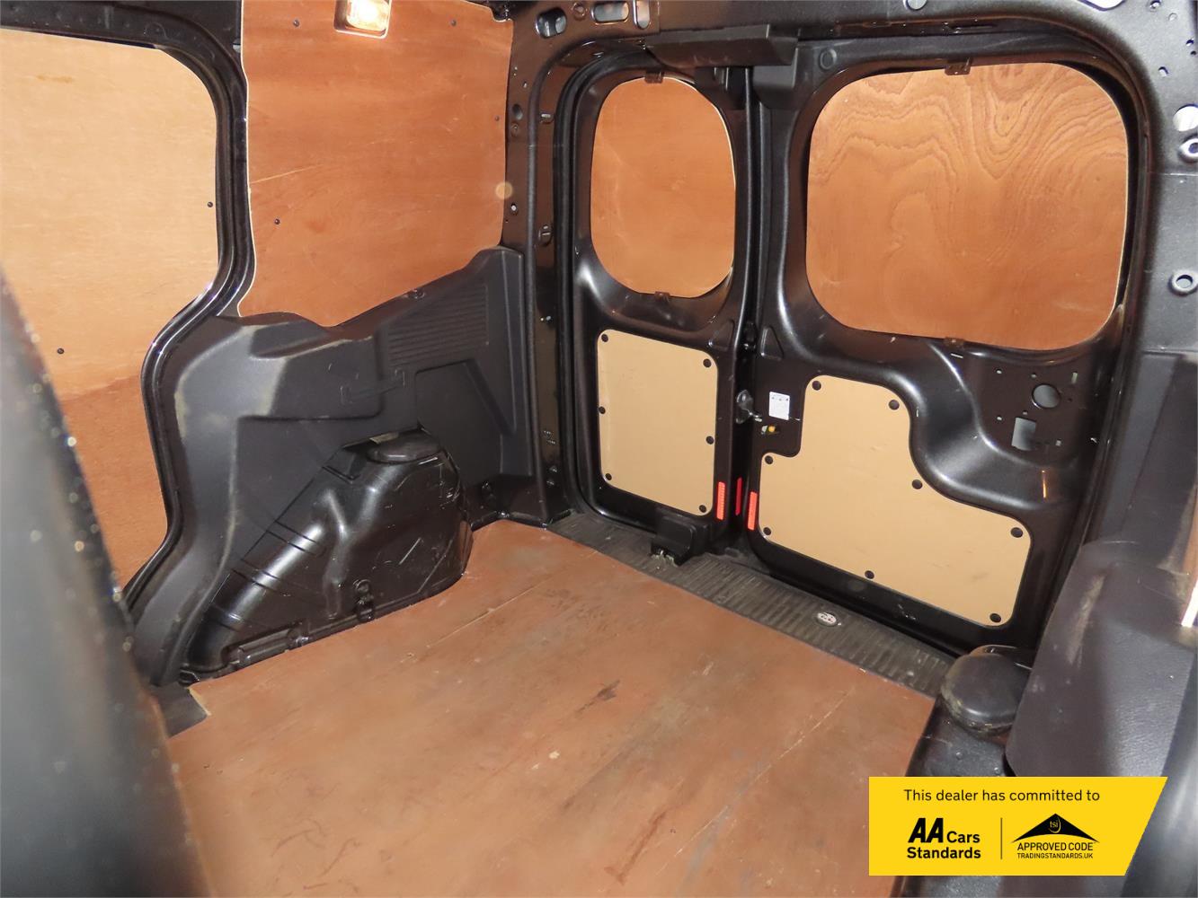 Used Ford Transit Courier 2019 for sale - 76534337: Photo 10