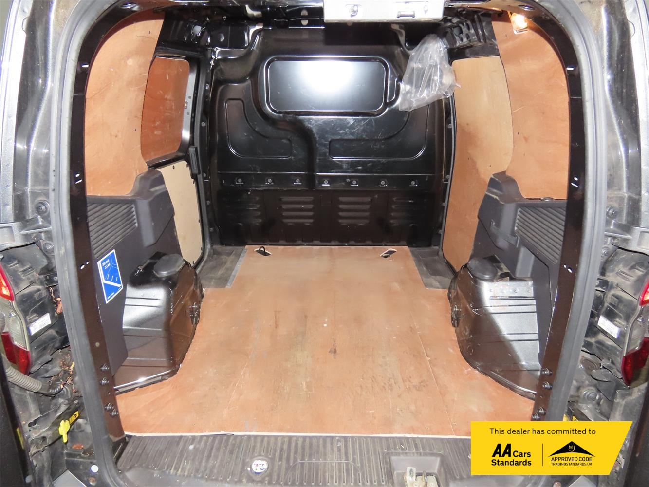 Used Ford Transit Courier 2019 for sale - 76534337: Photo 12