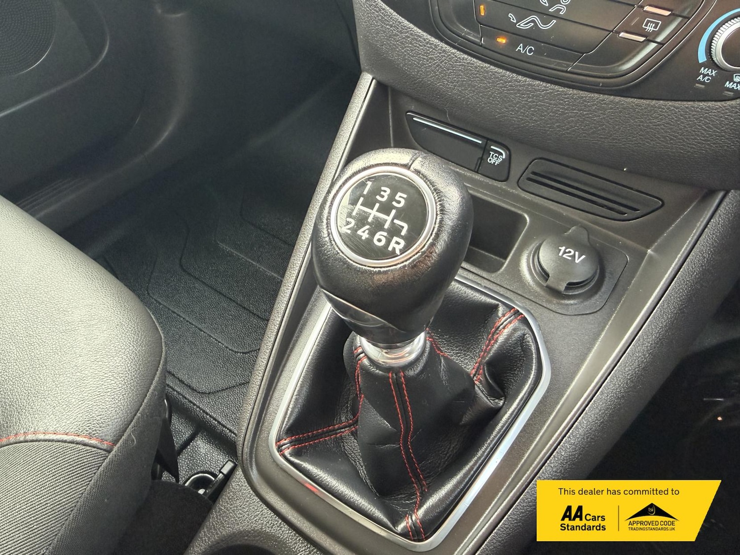 Used Ford Transit Courier 2019 for sale - 76534337: Photo 27