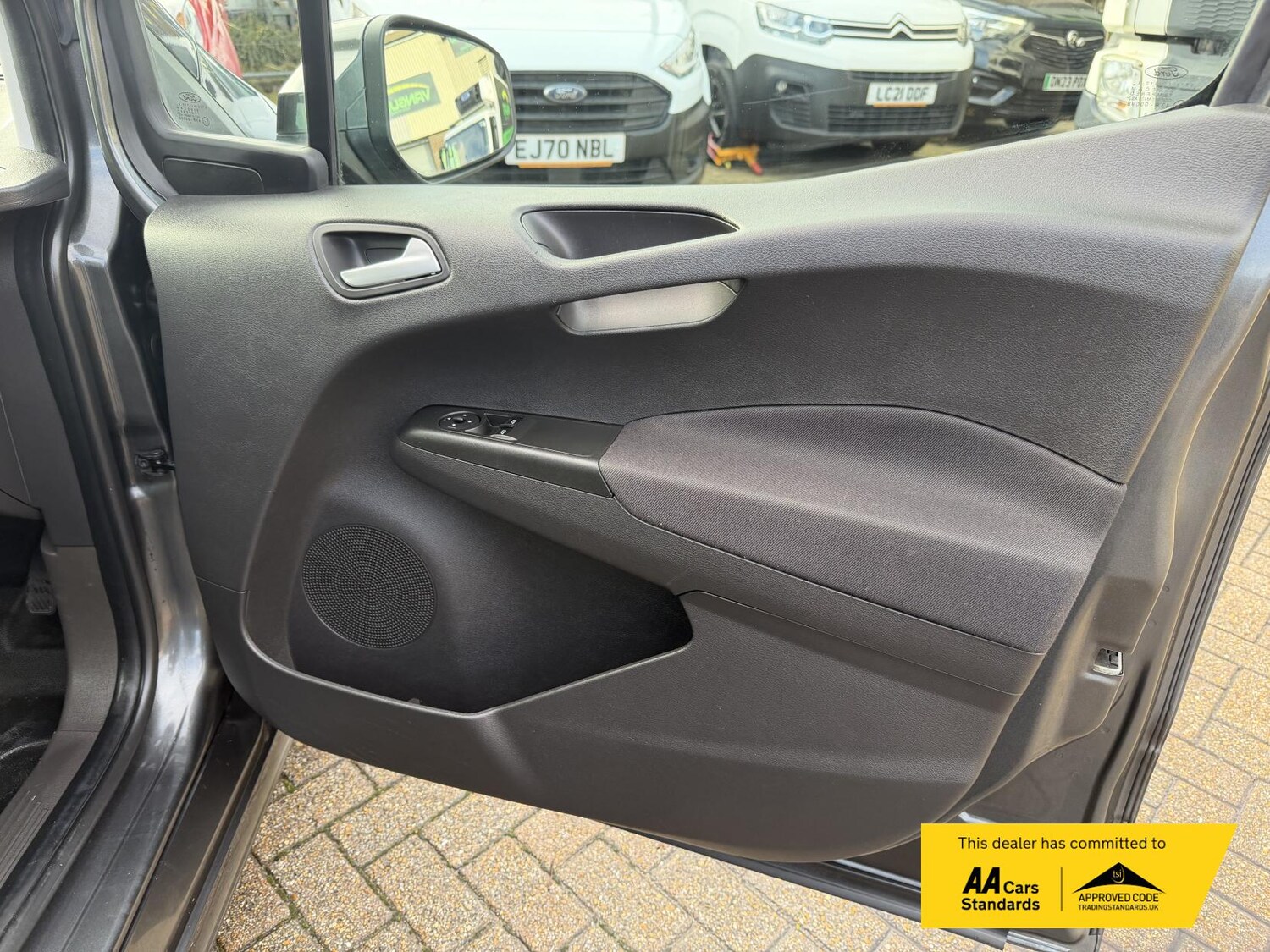 Used Ford Transit Courier 2019 for sale - 76534337: Photo 37