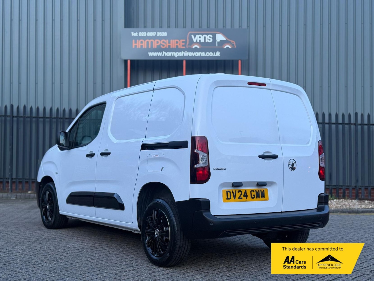 Used Vauxhall Combo 2024 for sale - 77445947: Photo 4