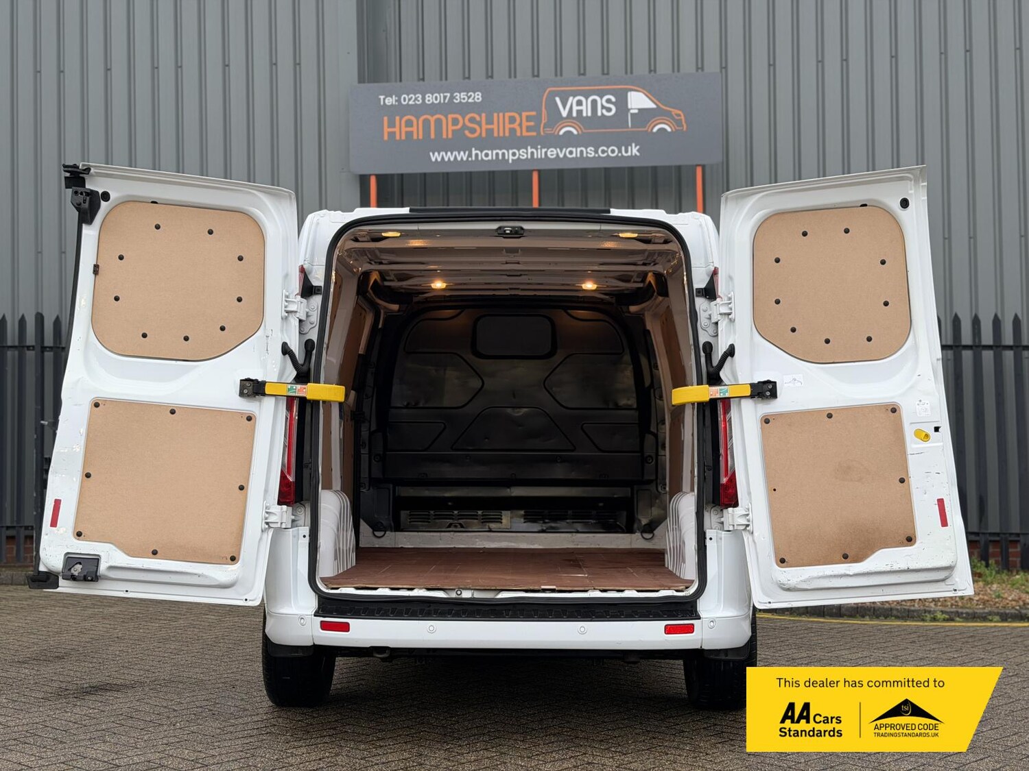 Used Ford Transit Custom 2019 for sale - 77339623: Photo 17