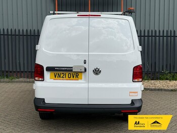 Used Volkswagen Transporter 2021 for sale - 75630018: Photo