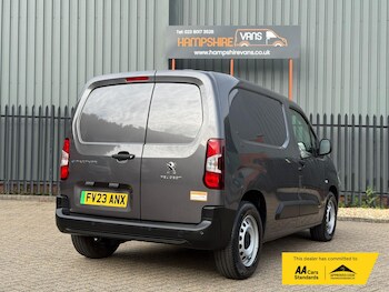 Used Peugeot e-Partner 2023 for sale - 75426910: Photo