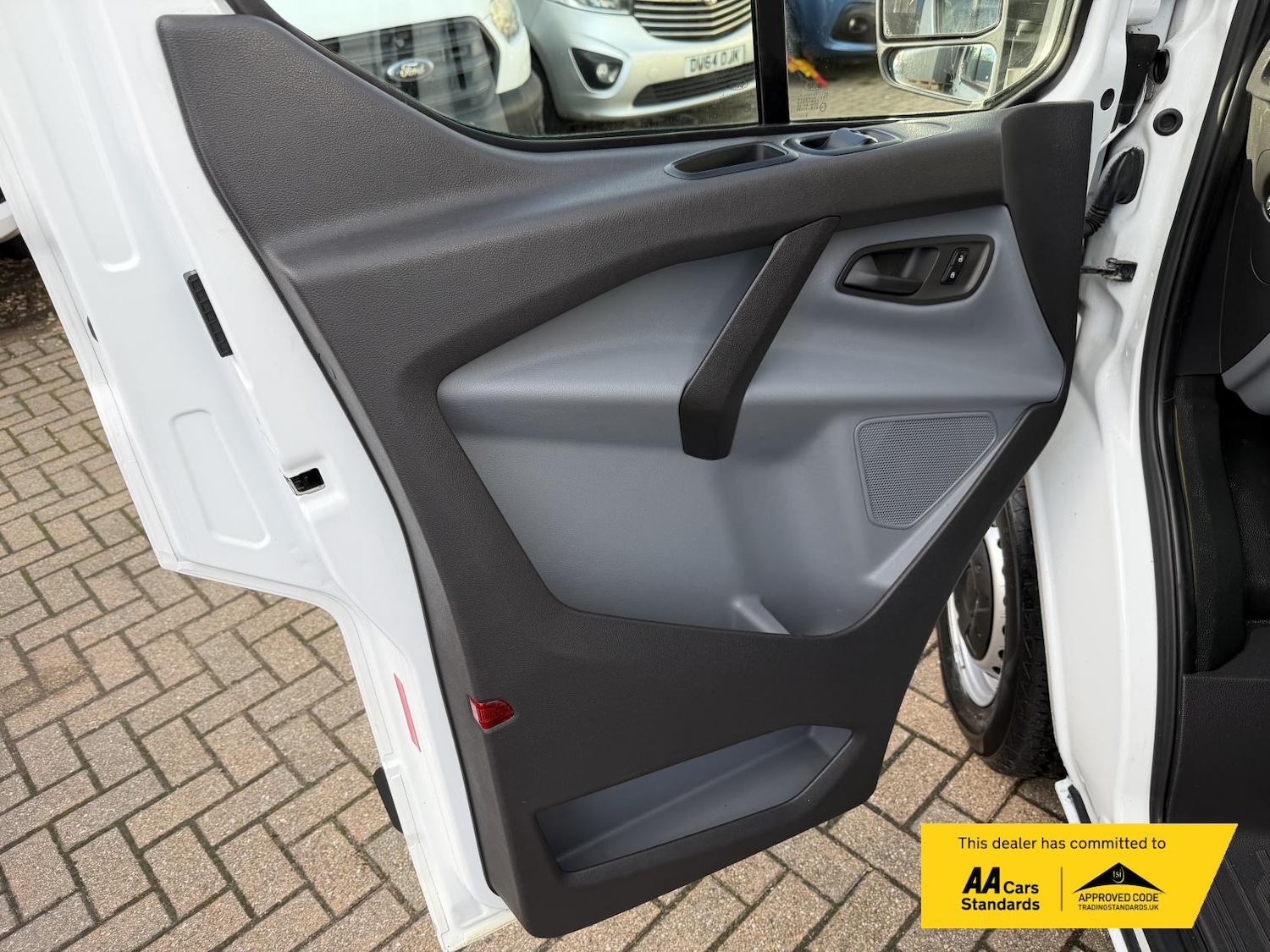 Used Ford Transit Custom 2016 for sale - 76104890: Photo 26