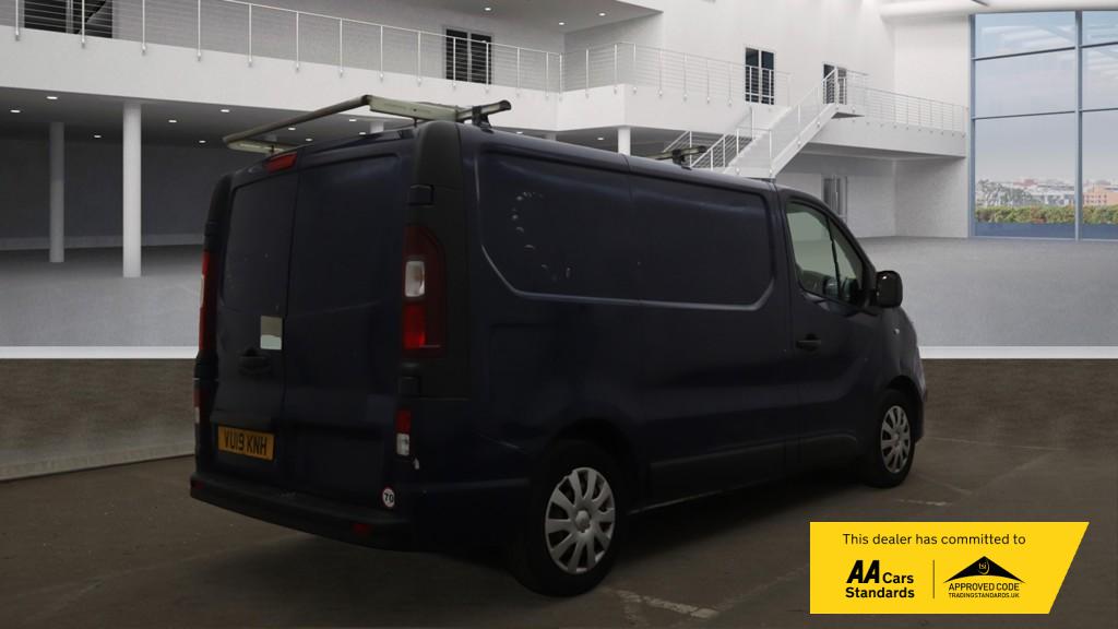 Used Vauxhall Vivaro 2019 for sale - 76379620: Photo 2