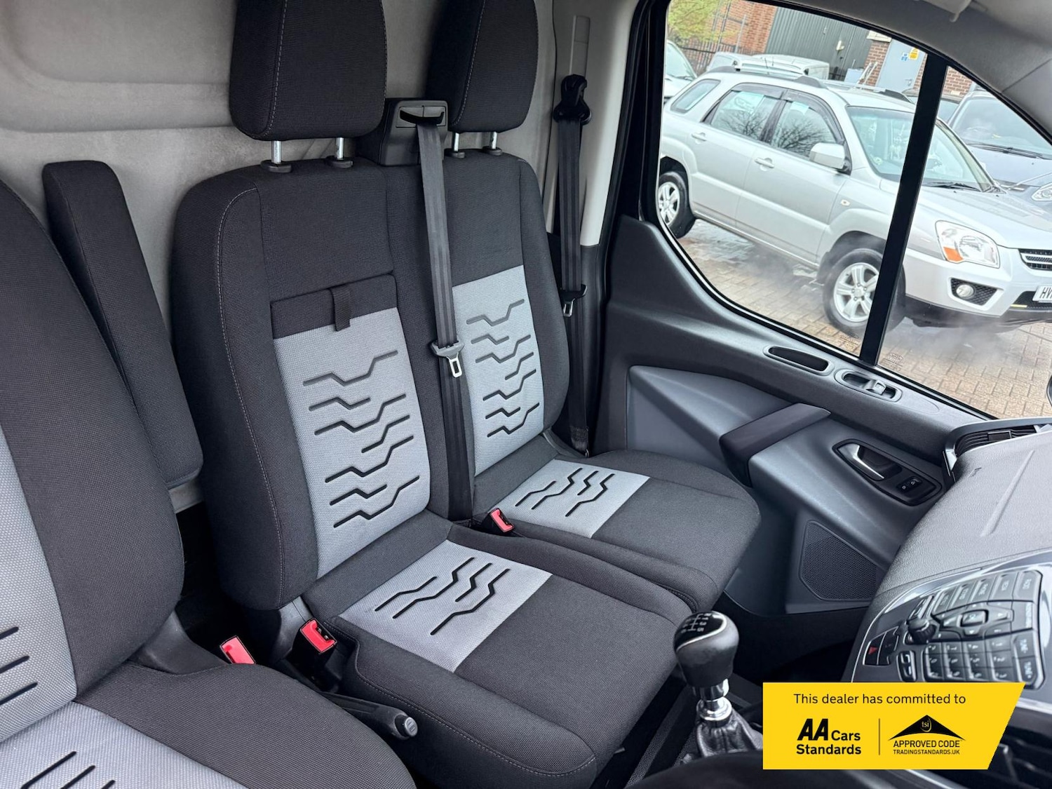 Used Ford Transit Custom 2017 for sale - 77563420: Photo 10