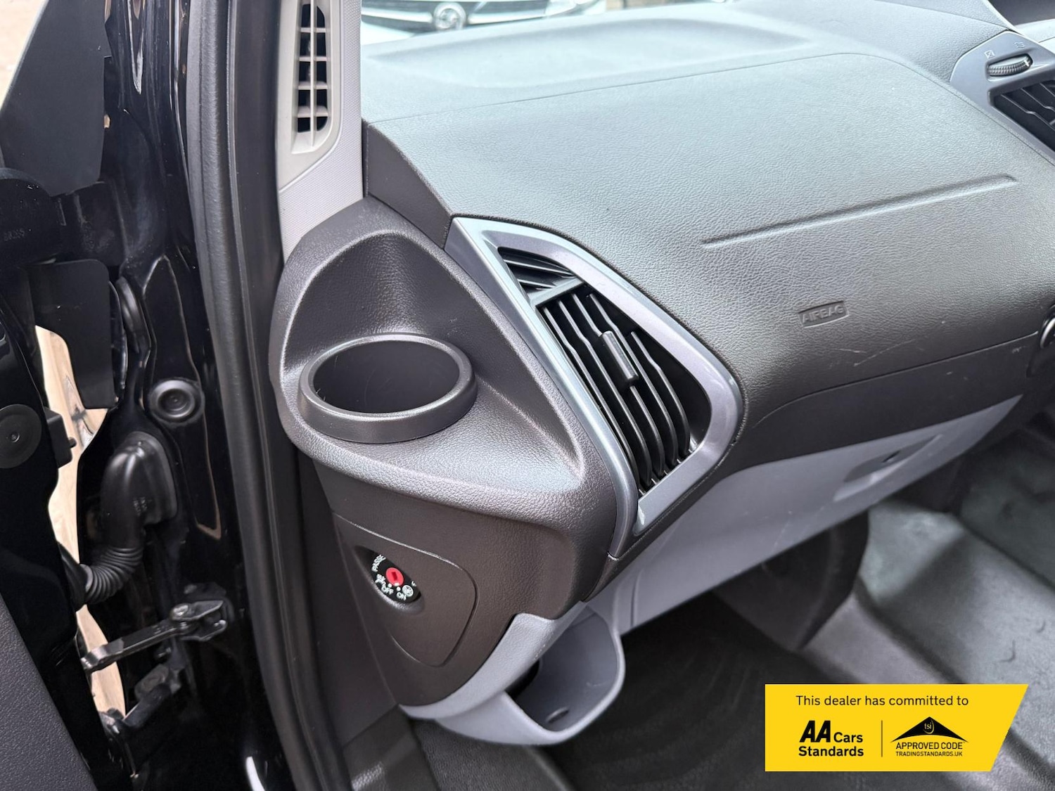 Used Ford Transit Custom 2017 for sale - 77563420: Photo 26