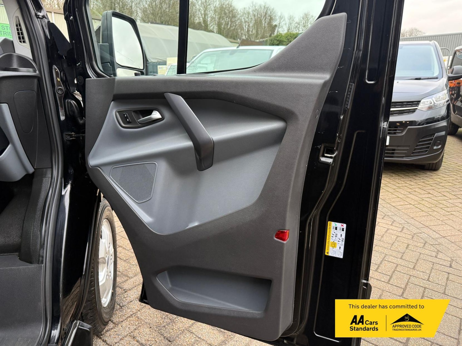 Used Ford Transit Custom 2017 for sale - 77563420: Photo 51