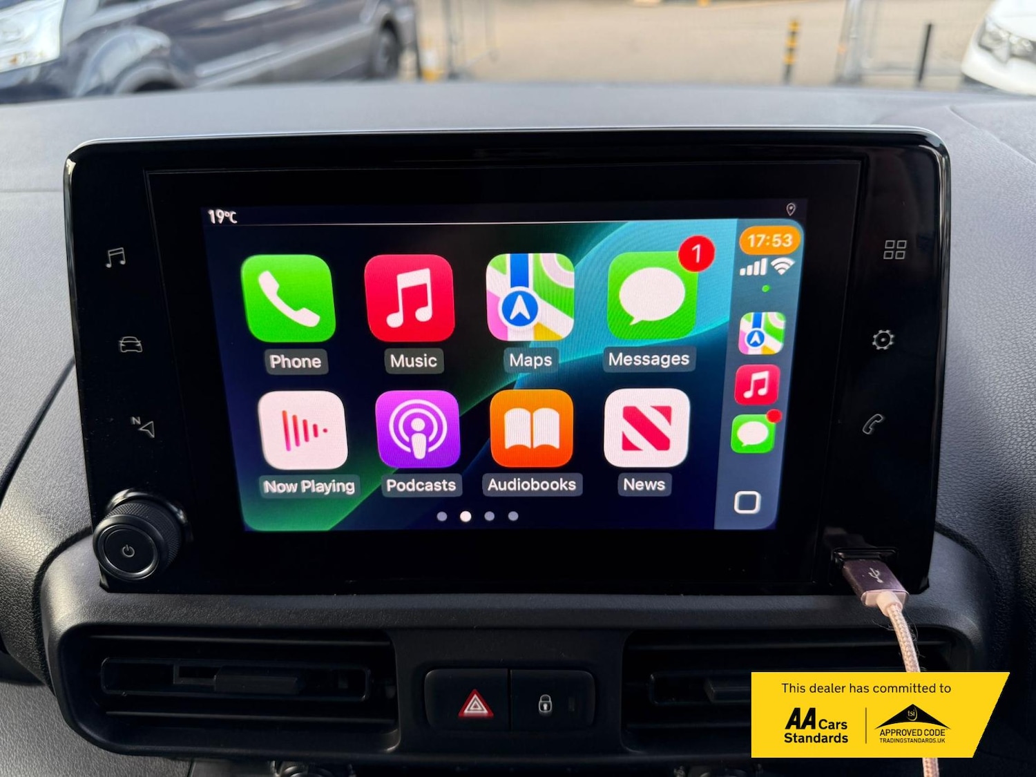 Used Vauxhall Combo Electric 2023 for sale - 75914684: Photo 10